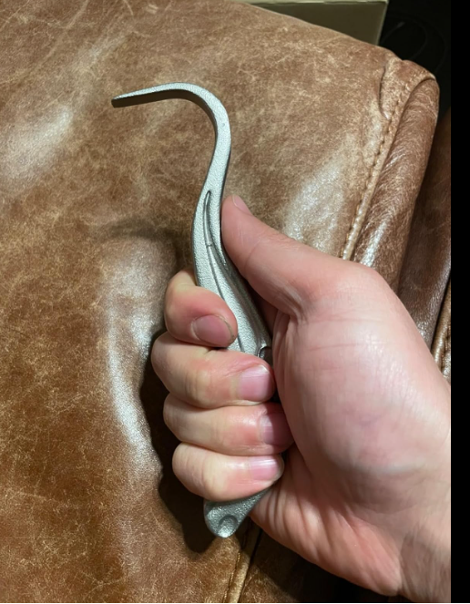 hoof pick